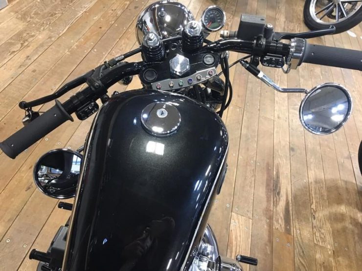 バイクのミラー